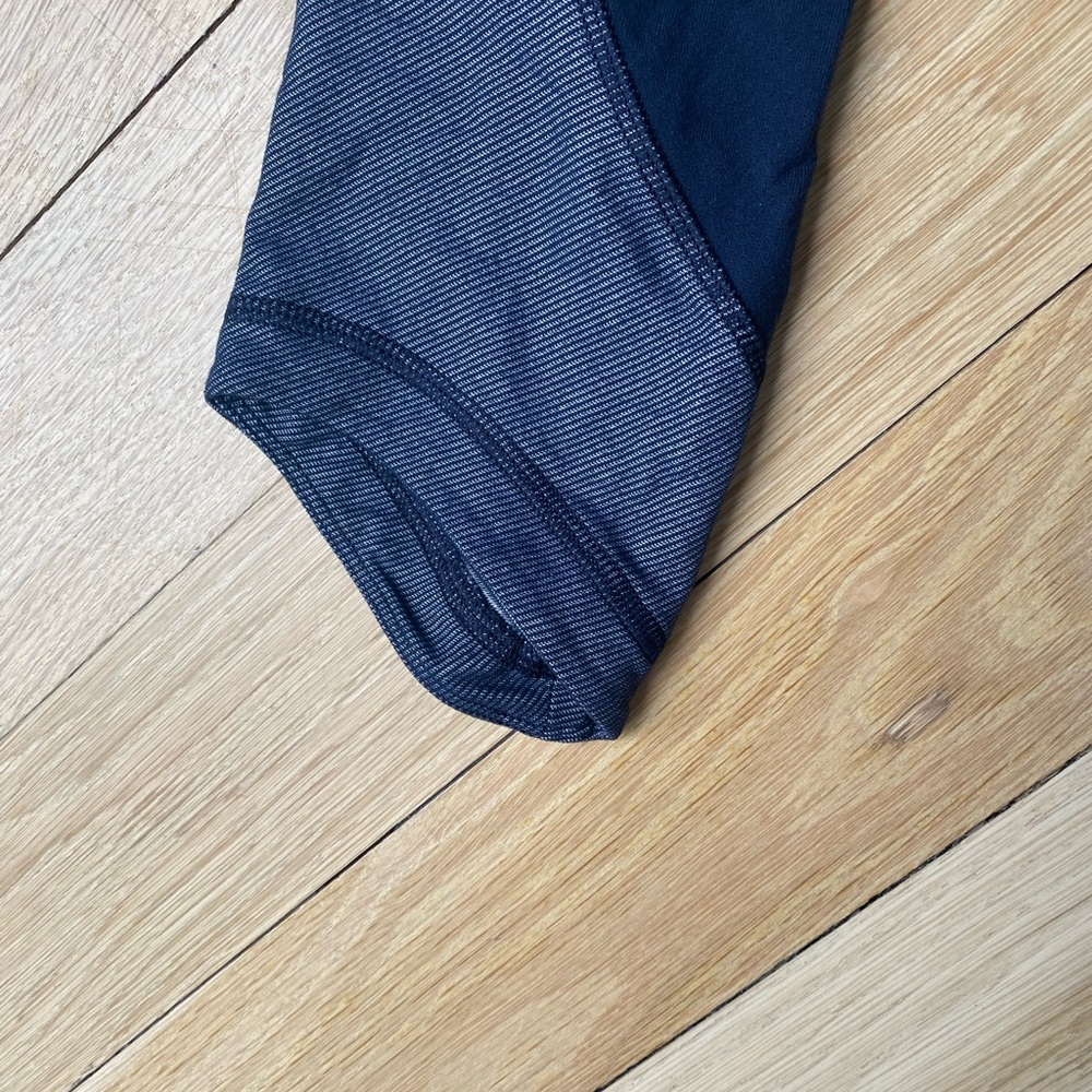 Lululemon Luon 25 inch Leggings - Picture 2 of 5